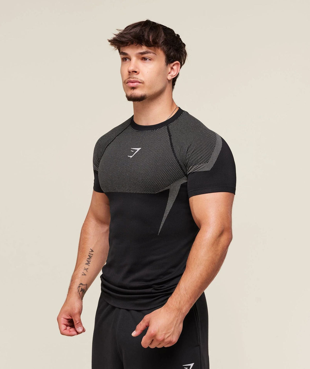 GYMSHARK/ONYX5 Short-Sleeve Compression Training Shirt